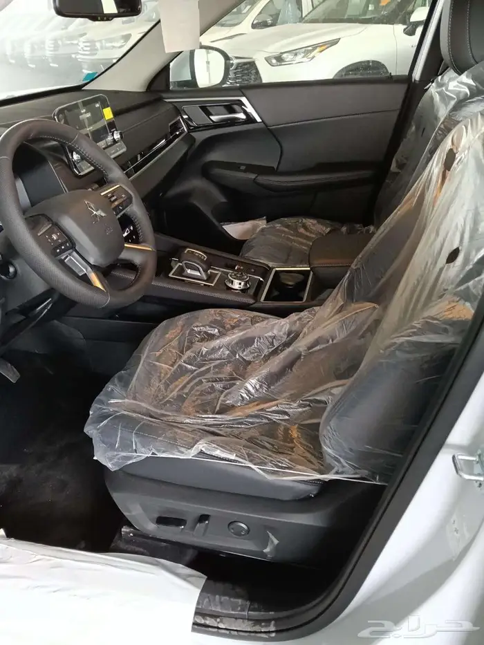 ميتسوبيشي اوتلاندر نص فل بلس م 2025 - سعودي 12