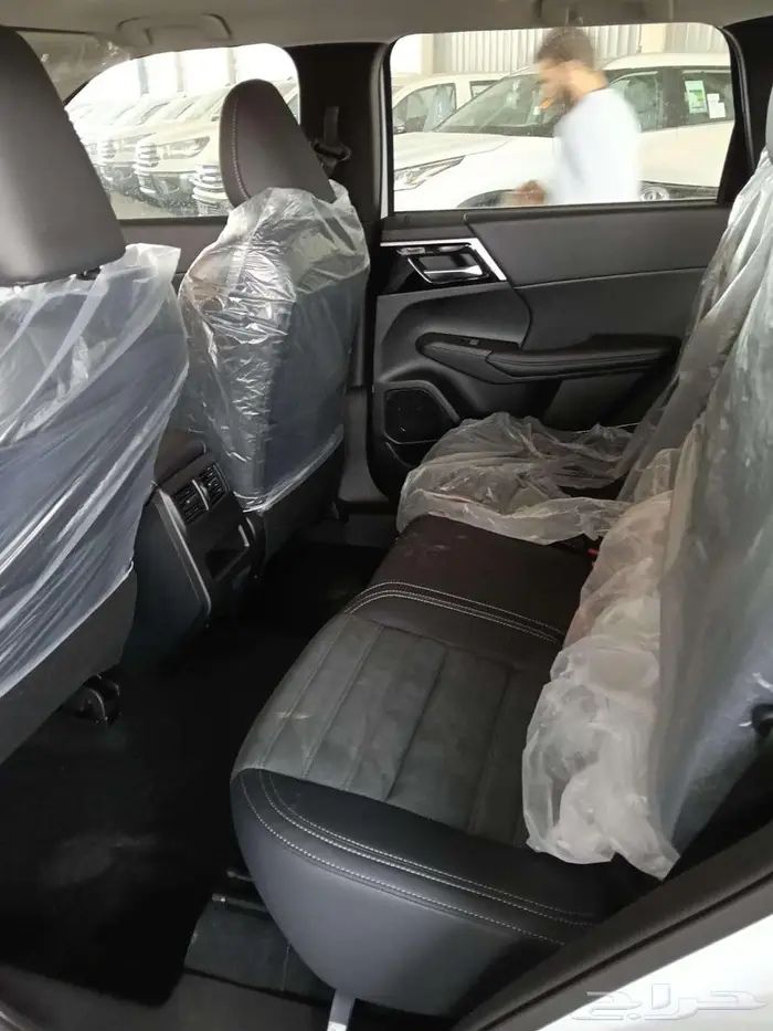 ميتسوبيشي اوتلاندر نص فل بلس م 2025 - سعودي 15