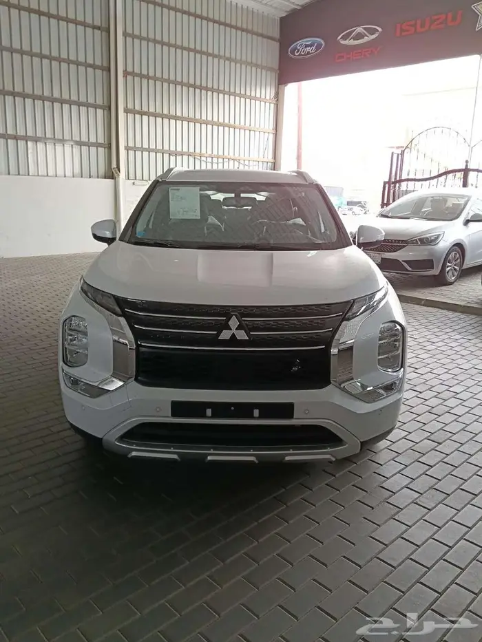 ميتسوبيشي اوتلاندر نص فل بلس م 2025 - سعودي 2