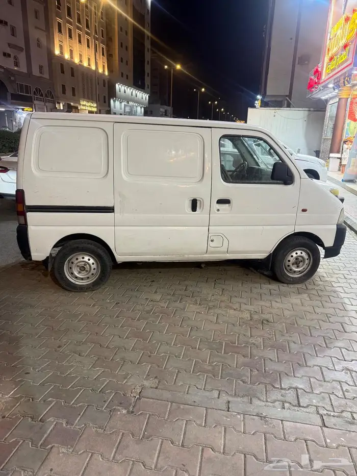 فان سوزوكي ت 1