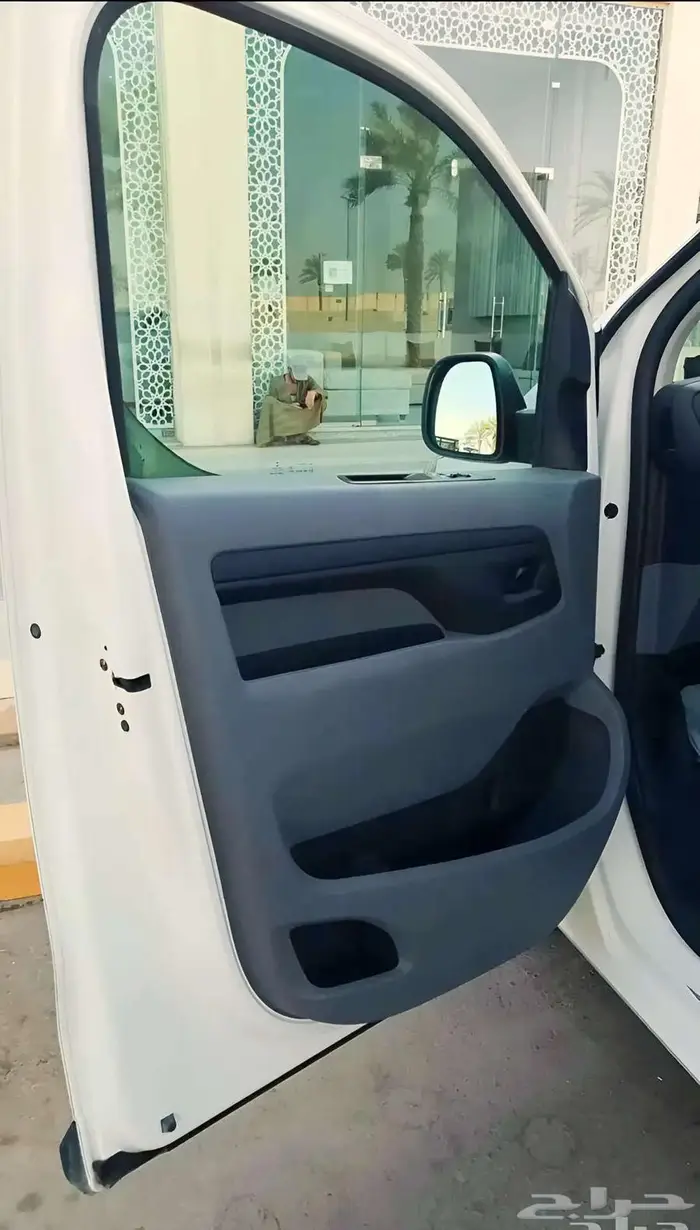 Peugeot Expert 2022   Used Van for Sale (Fully Maintained) 6
