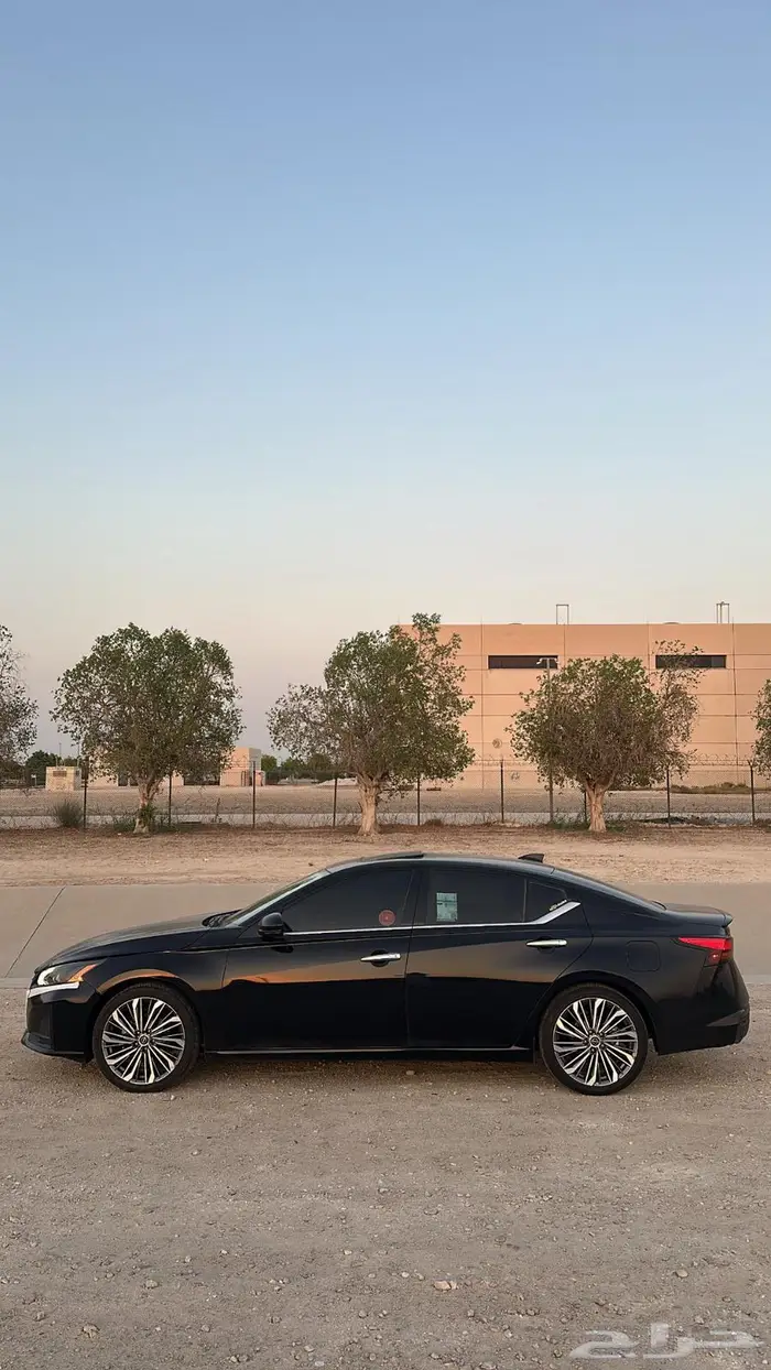 للبيع التيما2024 نص فل اللون اسود وكاله بيع مستعجل 1
