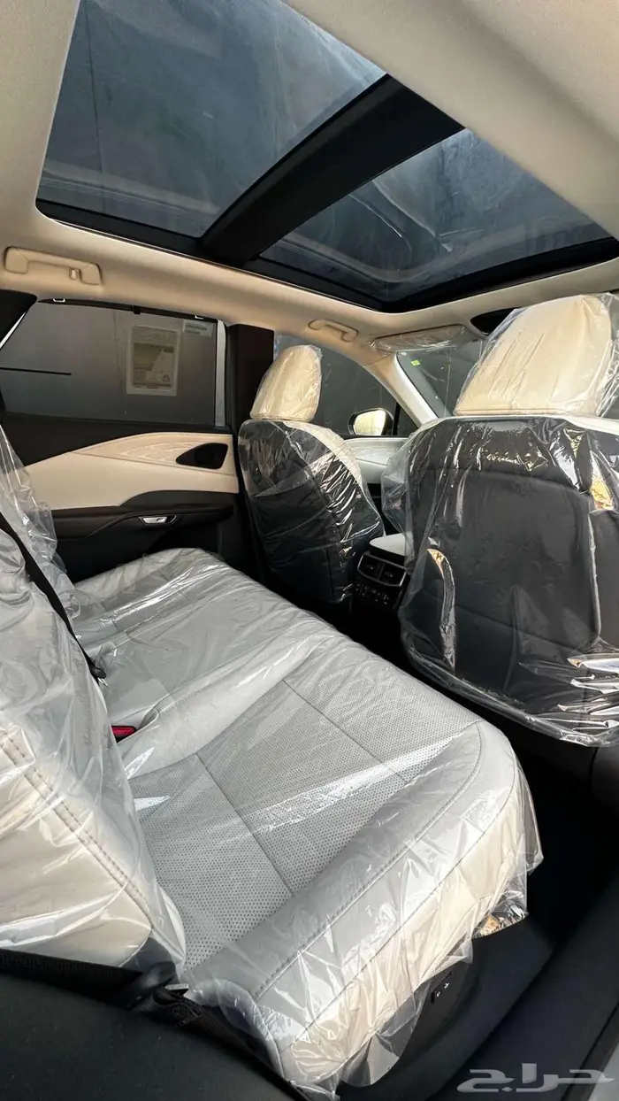 لكزس RX350 BH 2025 لدى شركة عبدالمجيد الخضر 16