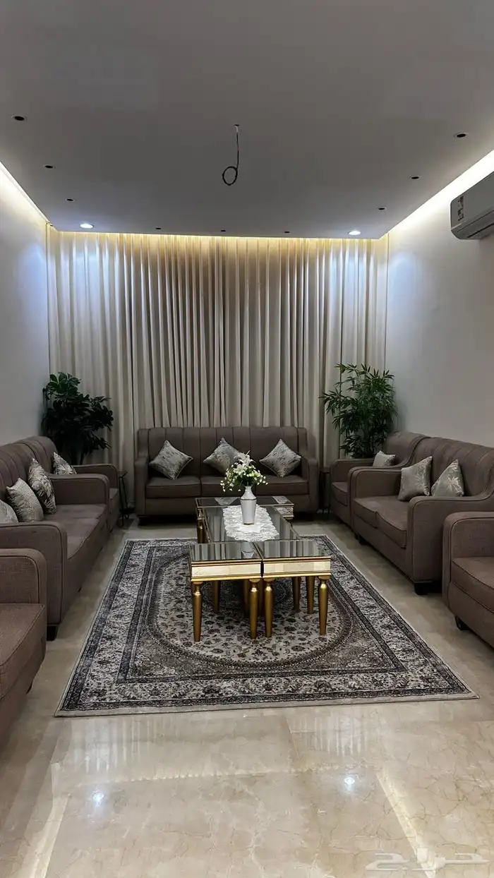 فيلا فاخره مع شقتين للبيع 3