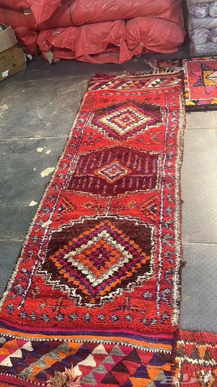 فرشات عراقي البدوي عمرها اكثر من 60. سنه 11