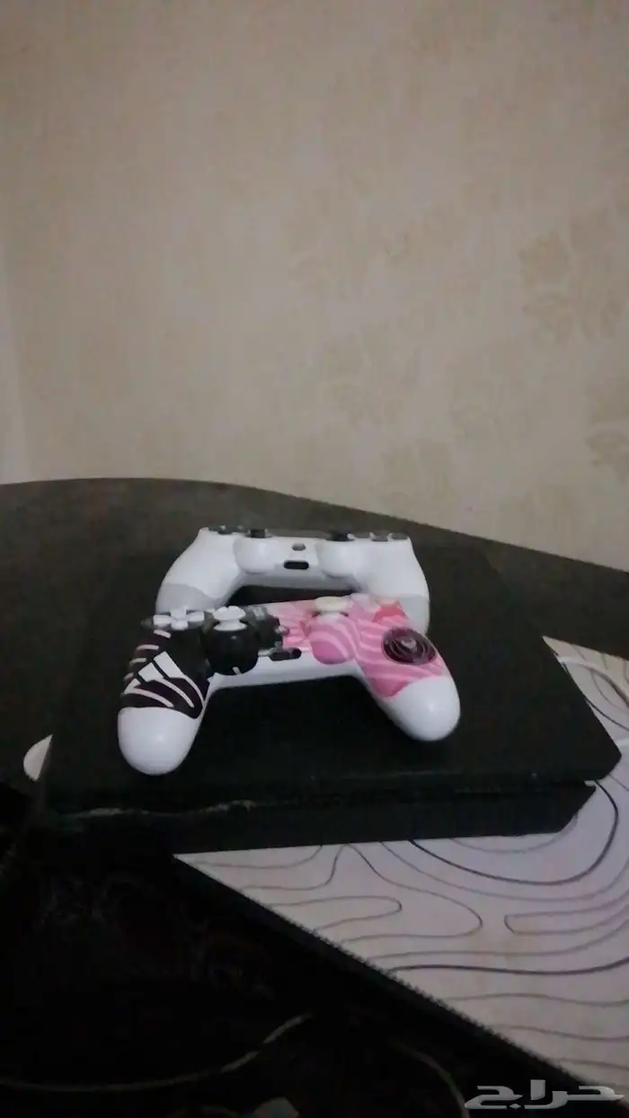 للبيع سوني فور 0