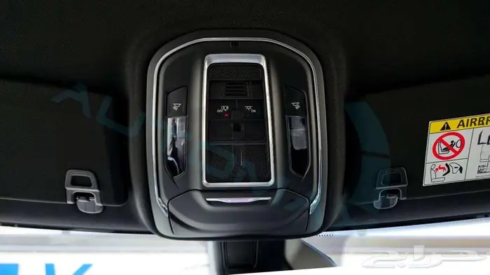 جيب جراند شيروكي لاريدو 2024 خليجي اصفار مع ضمان الوكيل 21