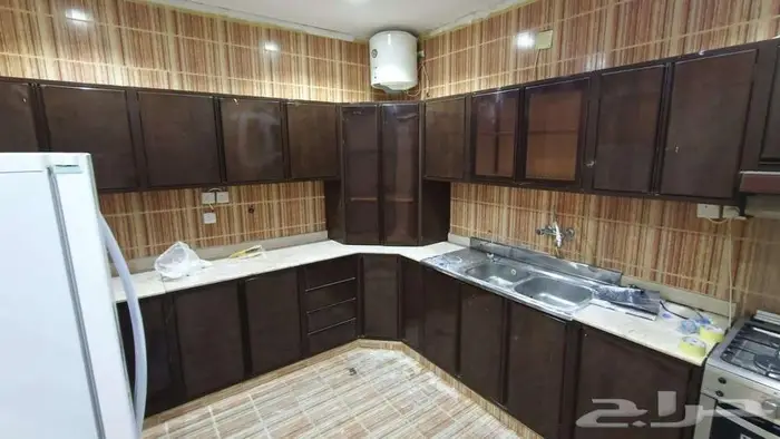 شقه ارضيه مستخدمه 3