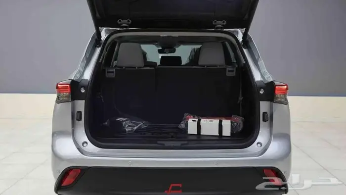 تتوفر فئات هايلاندر 2025 اصفارلمبيعات النقد والبنك بربح0.35 8