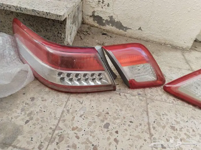 انوار خلفيه كامري 2011 1