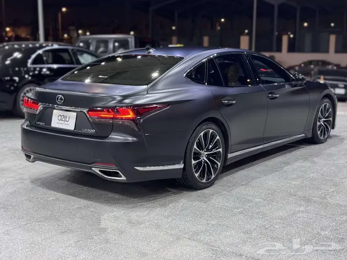 لكزس LS500 موديل 2023 2