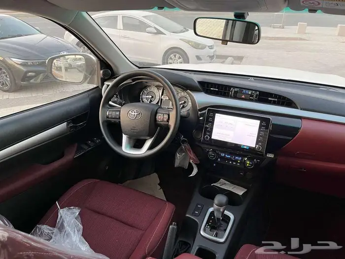 هايلوكس غمارتين اوتوماتيك جنوط بنزين وارد الساير 2025 6