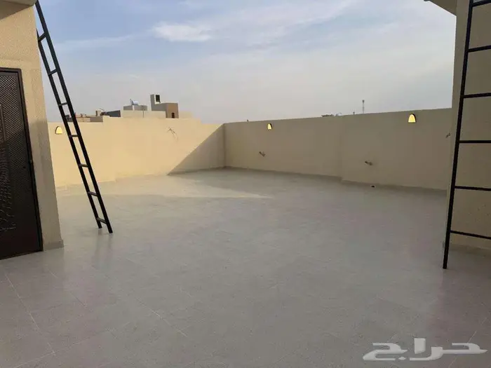 ادوار ارضية للبيع 3