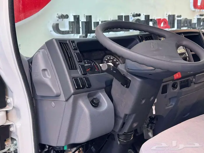 ايسوزو دينا 5 طن شاص 5 م يابانى 2025 كاش وتمويل اسطول 4