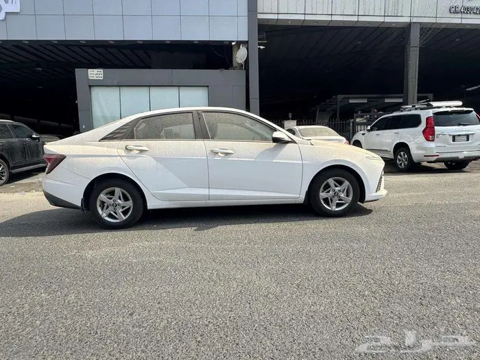 هيوانداى اكسنت فليت 1500 cc ابيض موديل 2026 3