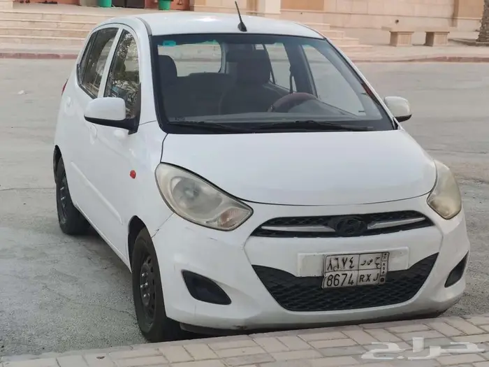 هيونداي i10 موديل 2013 مستعمل بحالة جيدة 7
