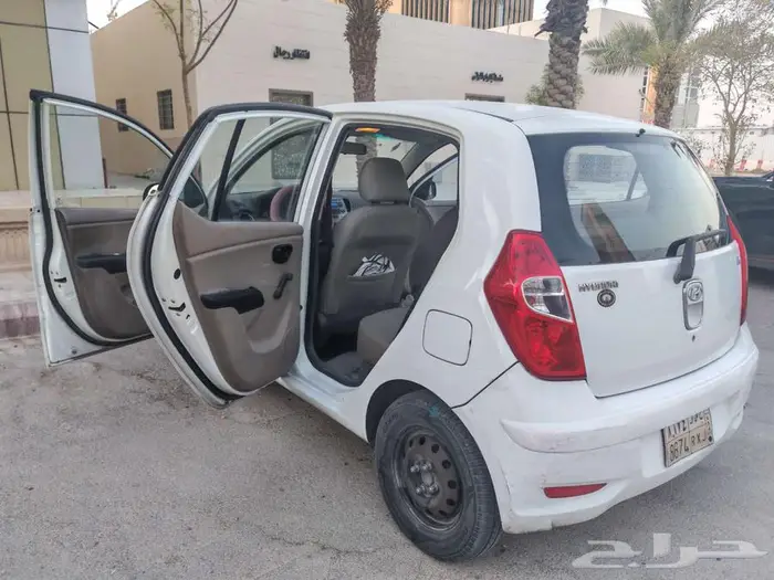 هيونداي i10 موديل 2013 مستعمل بحالة جيدة 8