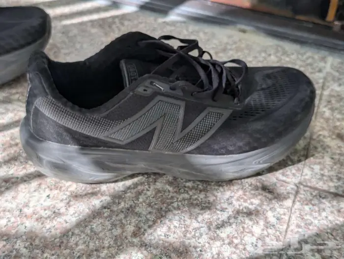 نيو بالانس فريش فوم مقاس 46 او بالبدل 0