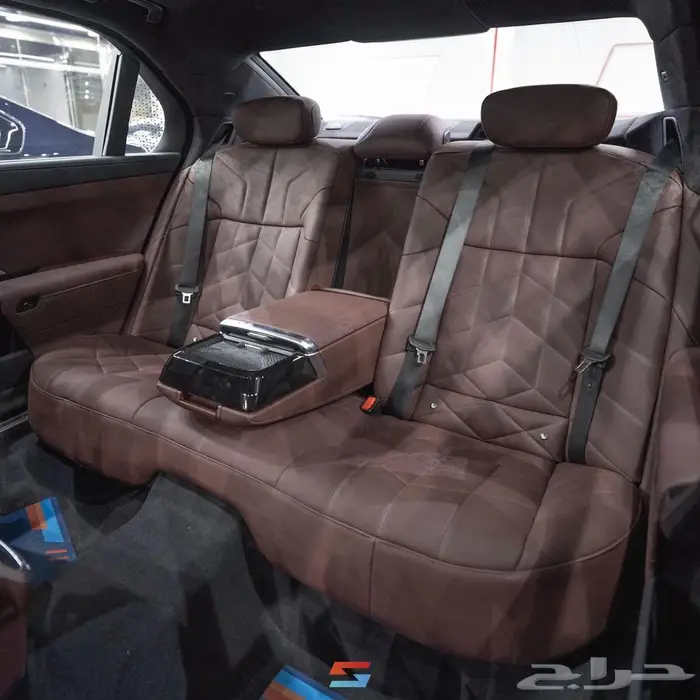 بي ام دبليو 735 ام كت موديل 2026 11