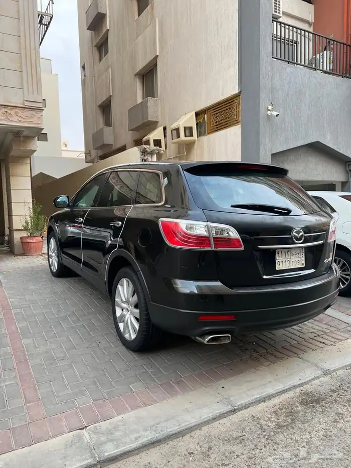 سيارة مازدا CX9 2010 ( نشب بها حريق) 4
