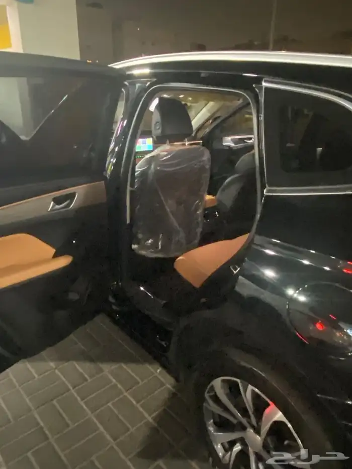 لتنازل ها ال جوليان 2004 اللون أسود 0