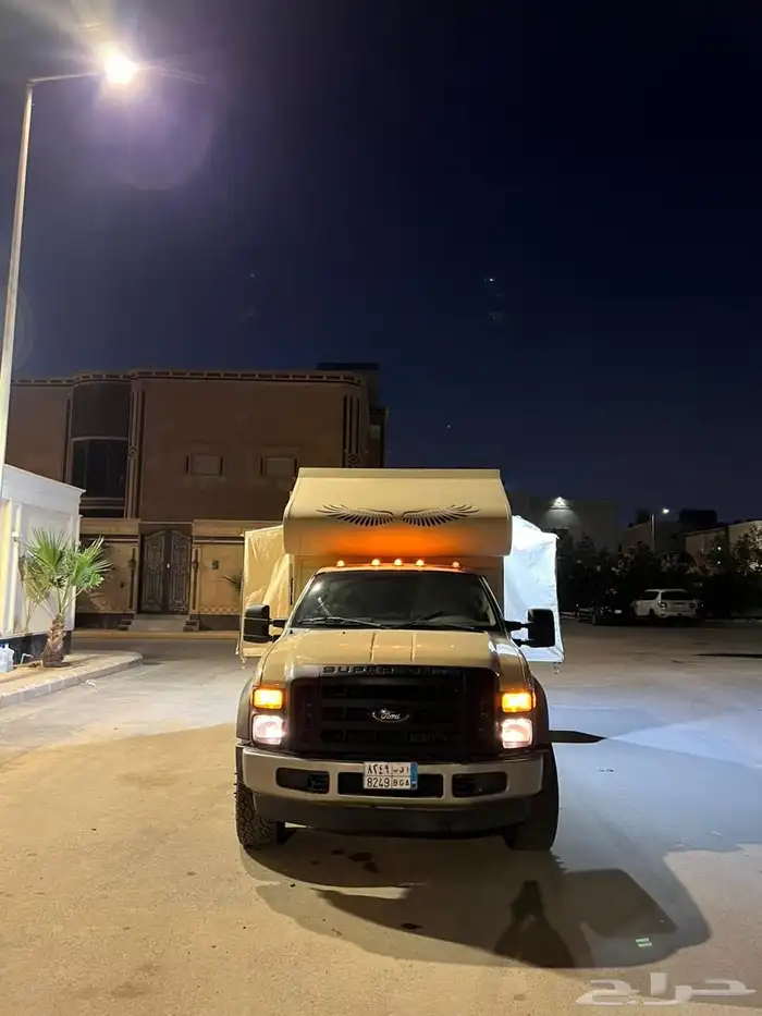 كرفان فورد اف 550 6.4 ديزل دبل قير عادي موديل 2009 6