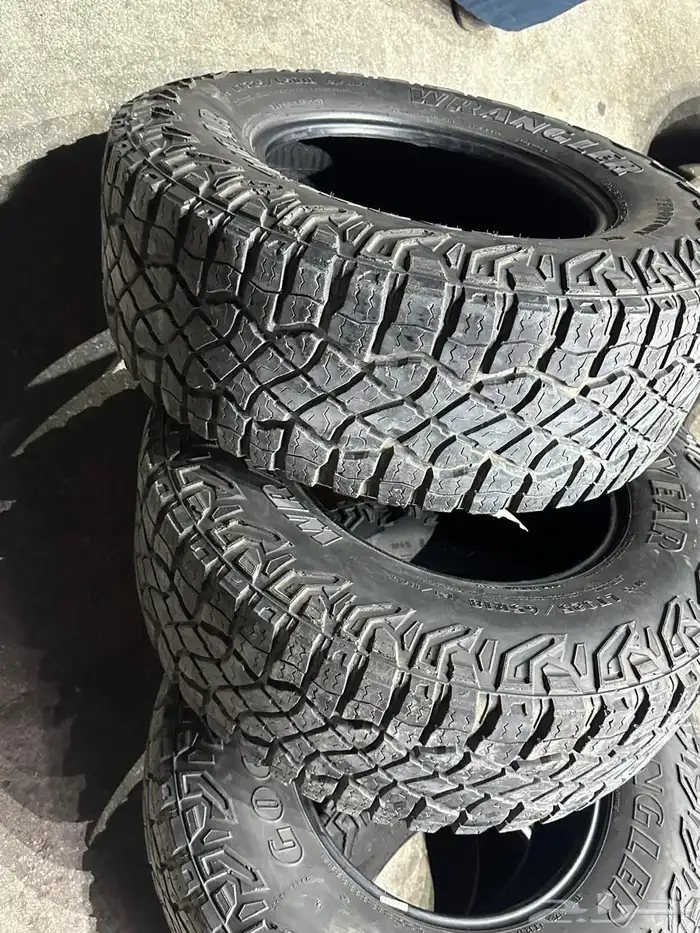 كفرات جودير نص حجري مقاس 325 65 18 7