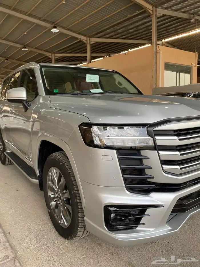 تويوتا لاندكروزر موديل 2023 4