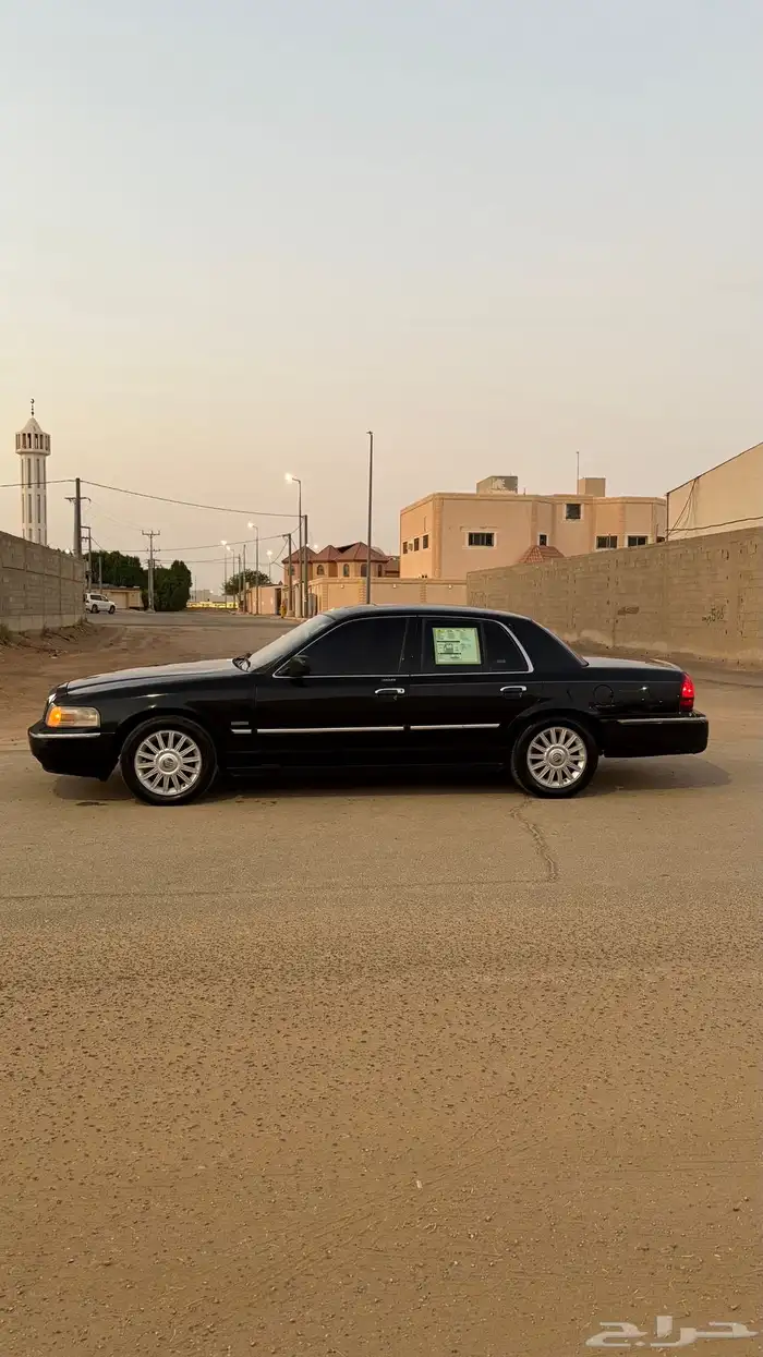 فورد جراند ماركيز 2011 4
