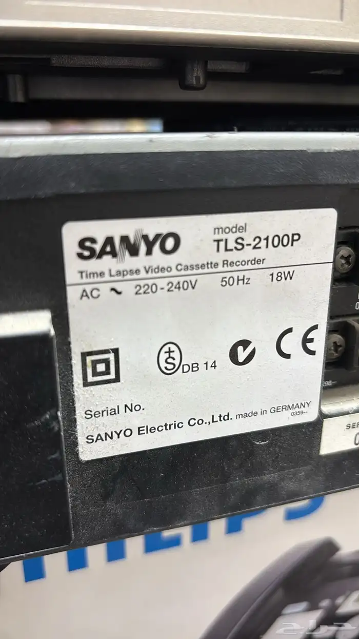 فيديو ومسجل كاسيت وشريط للتعليم وملحقات الكمبيوتر للبيع 6