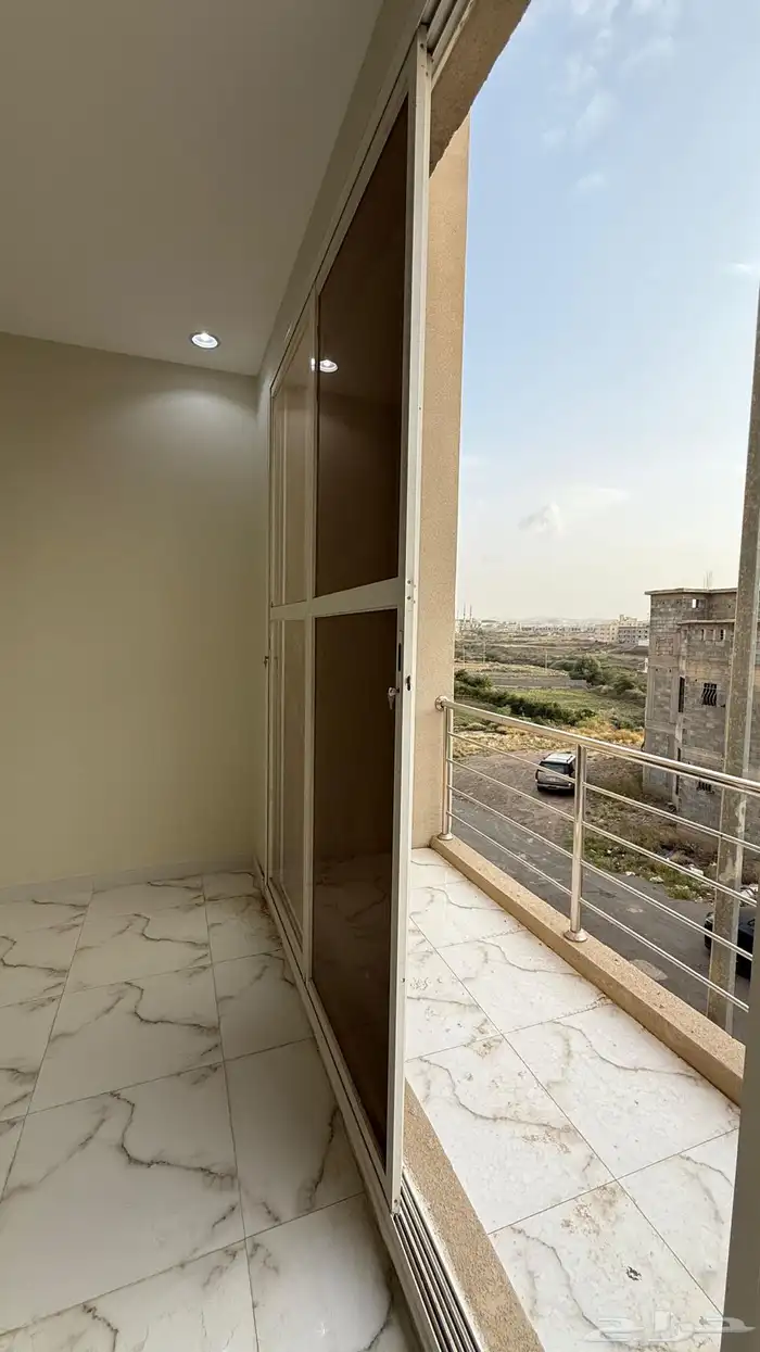 شقه للإيجار الخميس ابها  سنوي شهري يومي او للبيع متوفر 19