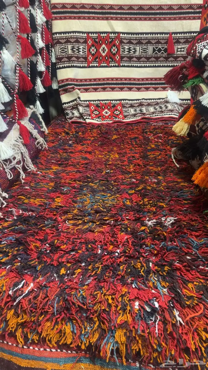 مدات عراقية شغل يدوي نوعية فاخرة مقاس متر في ثلاثة. 0