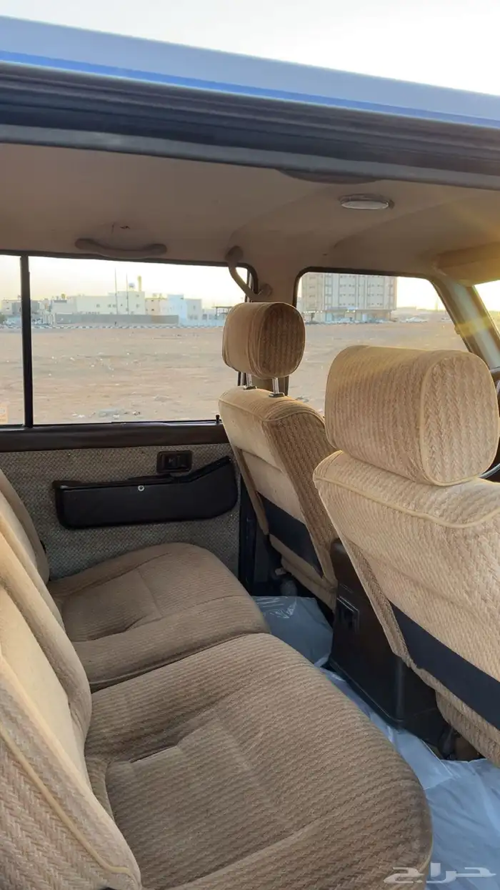 باترول 1994 ذهبي 14
