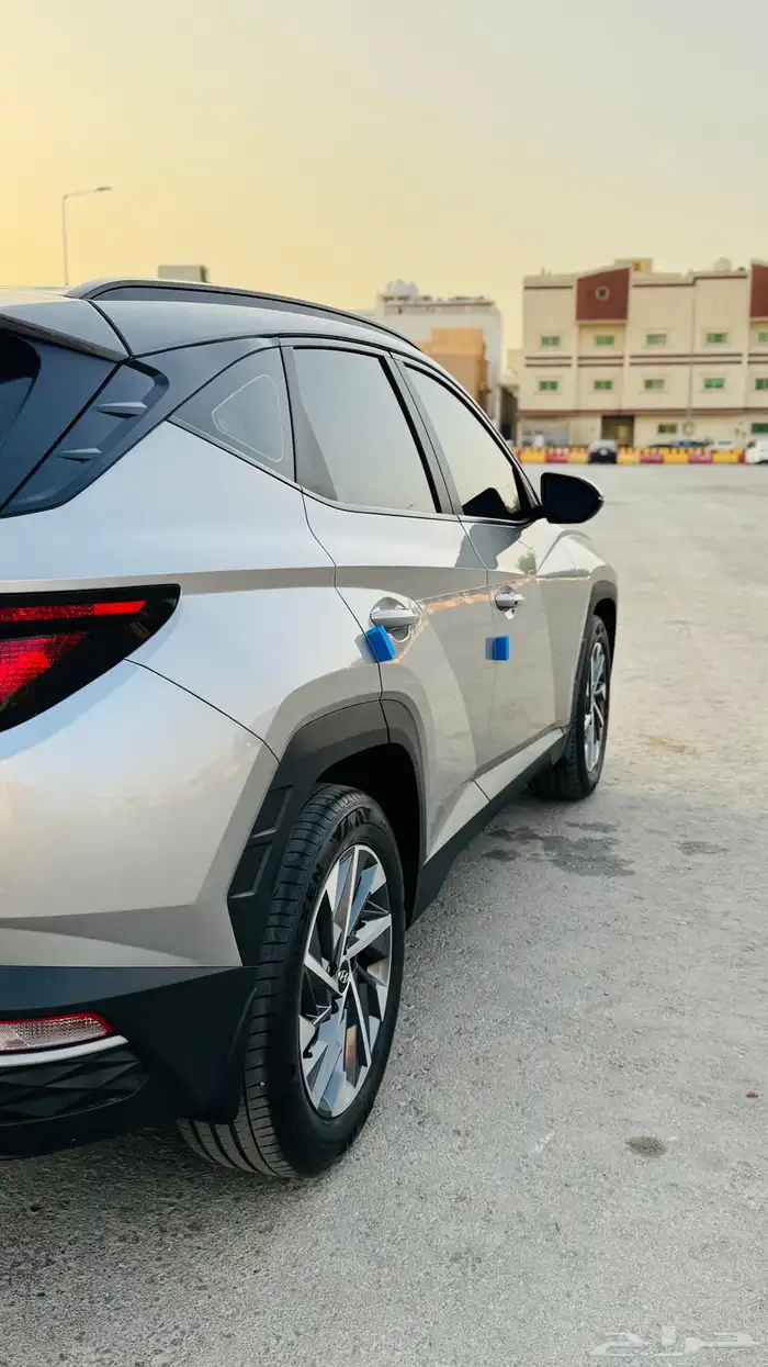 للبيع توسان سمارت 2023 مكينة 1.6 وكالة مخزنه 8