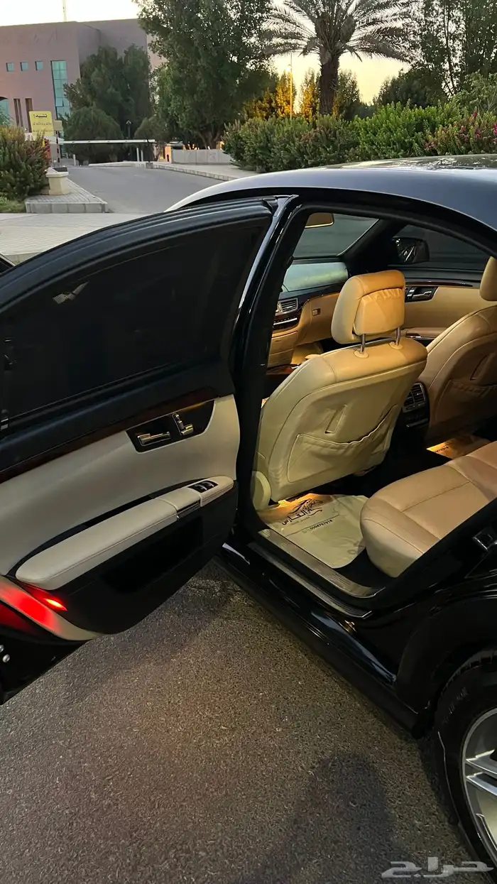 مرسيدس بانوراما S350 موديل 2010 للبيع على السوم 17
