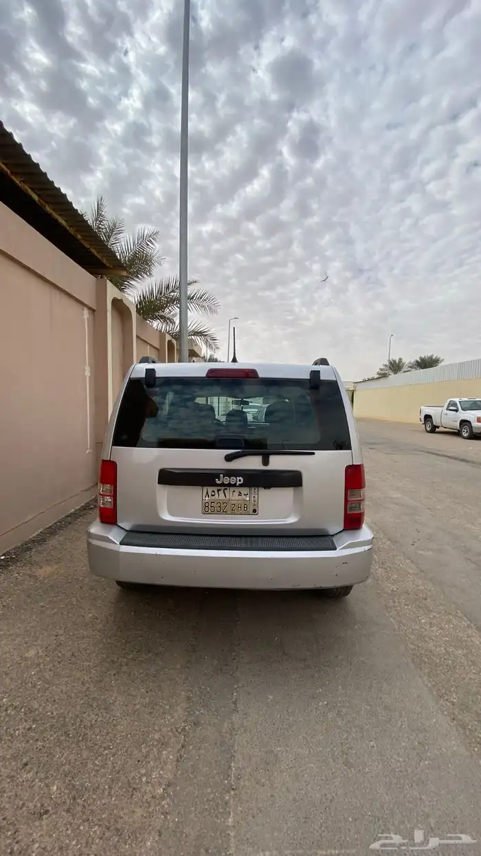 جيب شروكي 2012 4