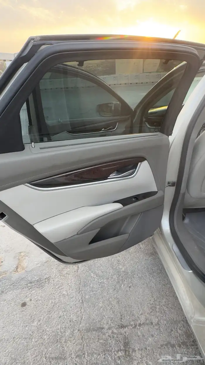 كاديلاك اكس تي اس بلاتينيوم 2013 XTS platinum 15