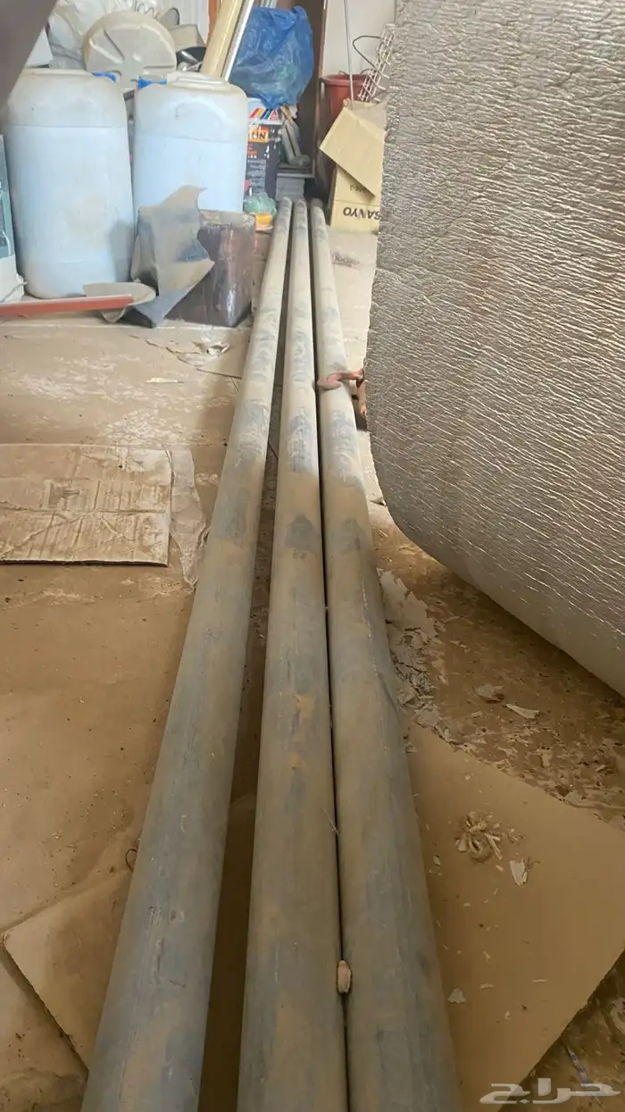 ونش حديد ثقيل وثلاث ماوصير الطول حول 5متر 4