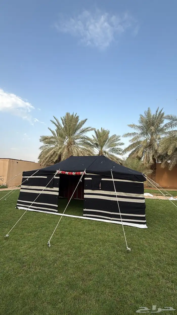 خيمة على شكل بيت شعر 1