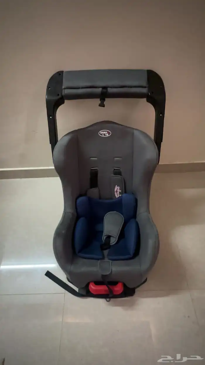 كرسي للأطفال مستخدم يومين فقط 0