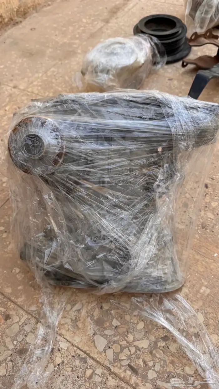 للبيع قطع مكينة فتك 4