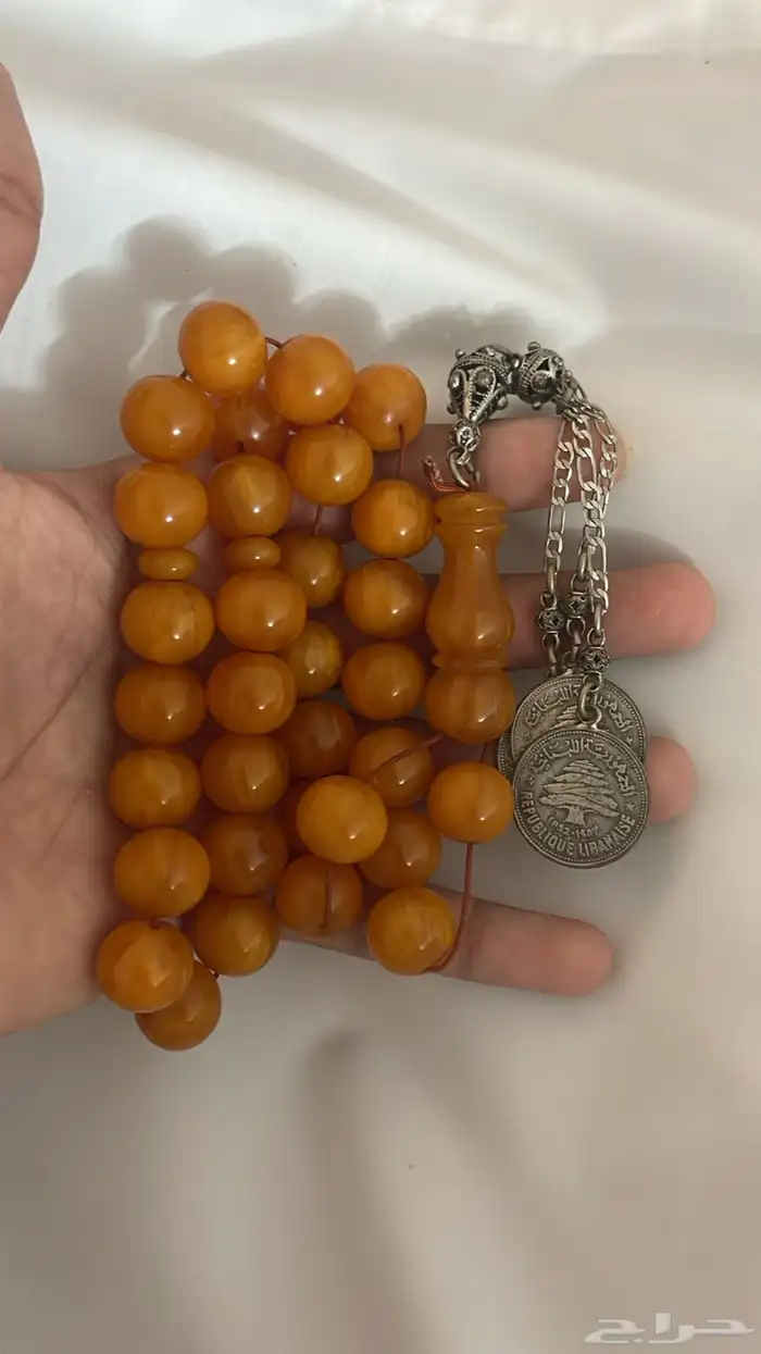 موجود سبح متنوعه الي يبي منهن شي يجي خاص لايجي الا الصامل 3