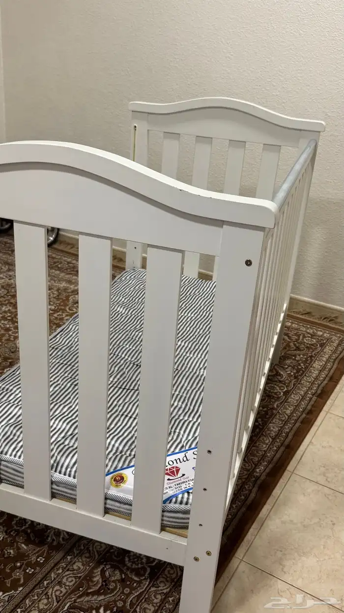 سرير اطفال مستخدم سليم الجبيل البلد 3