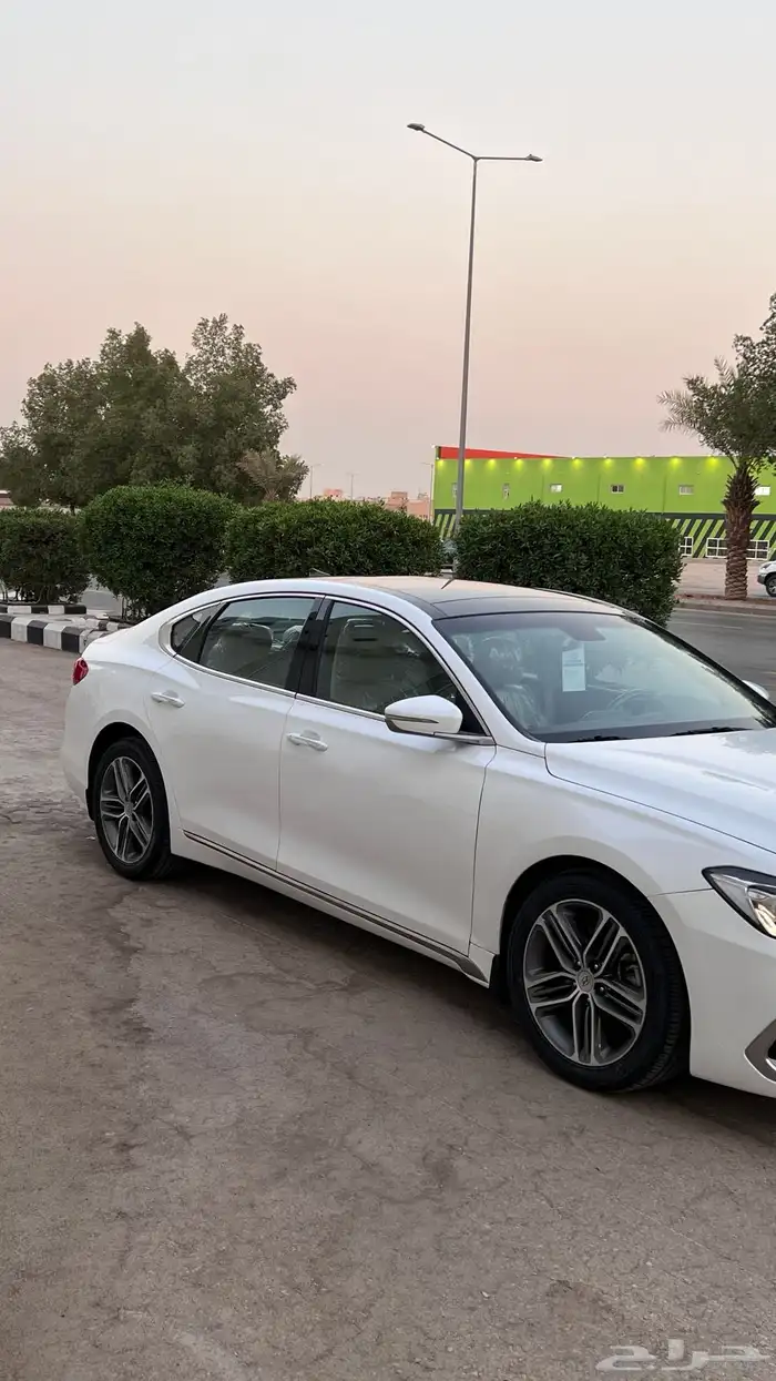 ازيرا ابيض 2018 تم البيع 1