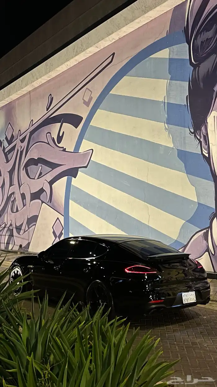 بورش باناميرا 5