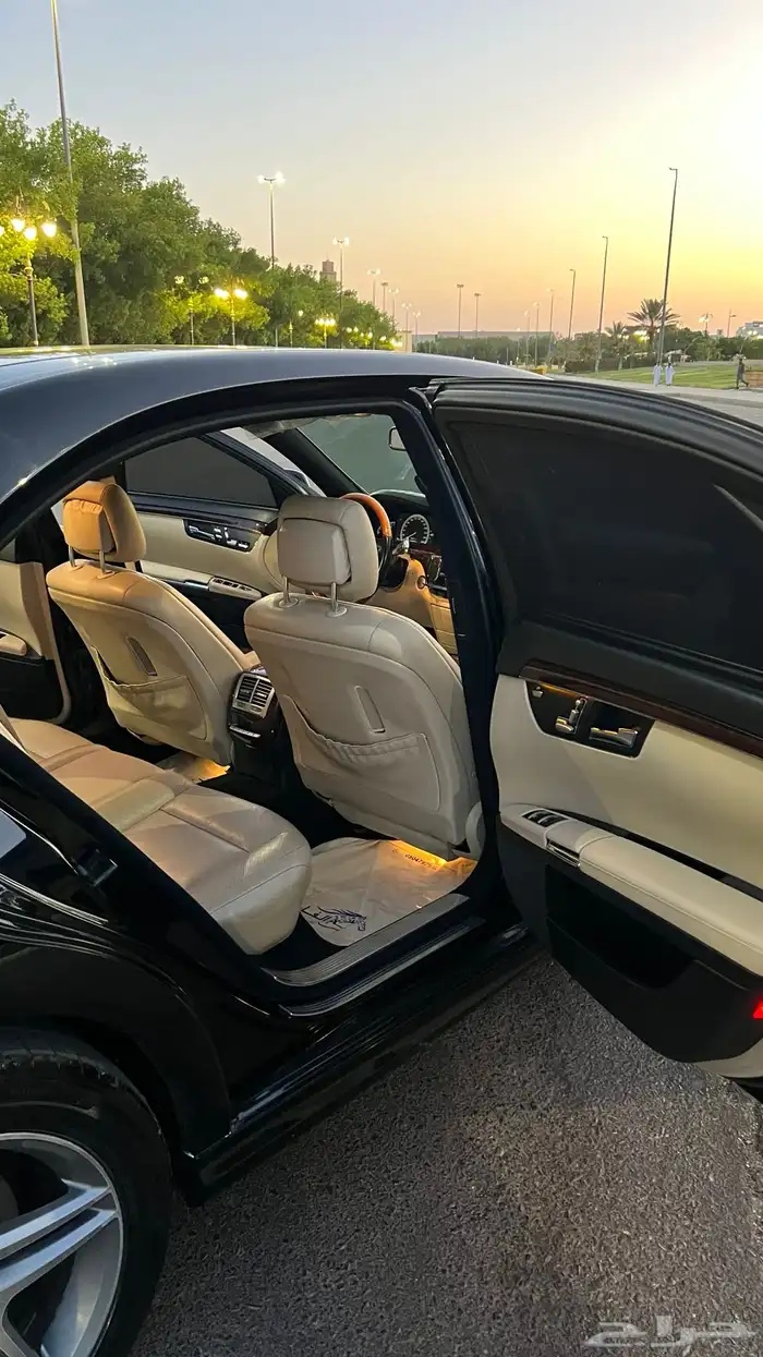 مرسيدس بانوراما S350 موديل 2010 للبيع على السوم 21