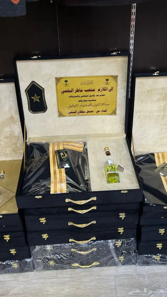 هدايا ضباط هدايا دروع هدايا سيوف هدايا تخرج ضباط 22