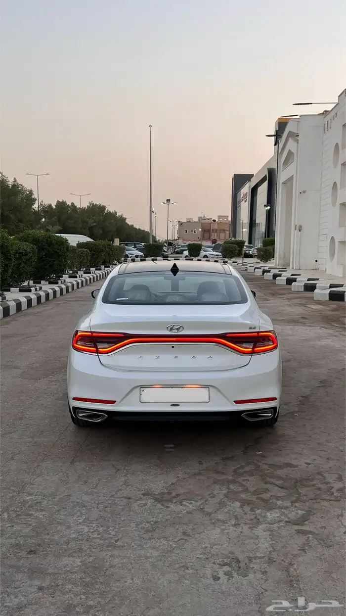ازيرا ابيض 2018 تم البيع 4