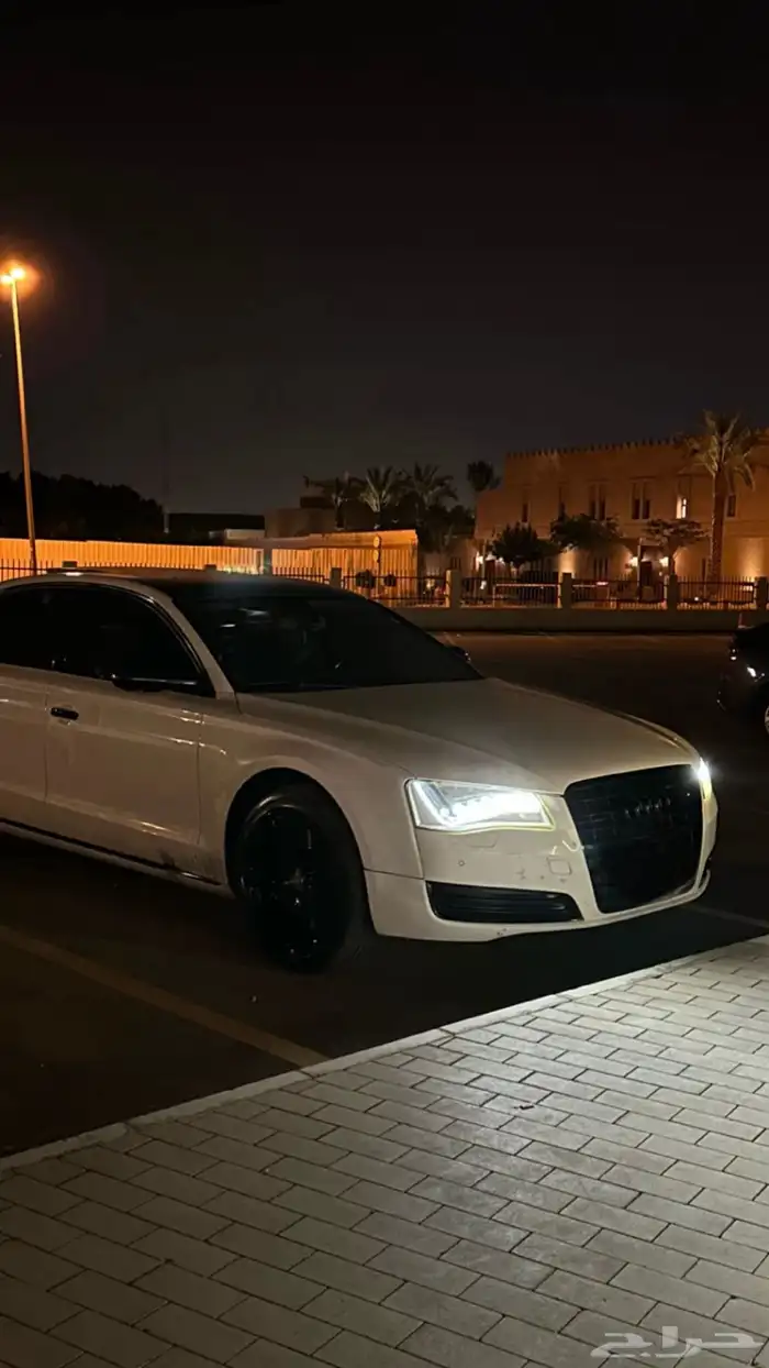 اودي A8L 7