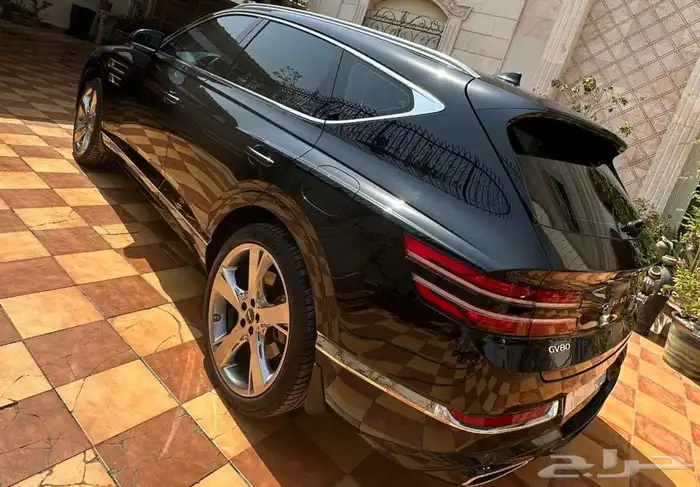 جينسيس GV80 2024 فل كامل اسود ملكي شبه جديد 5